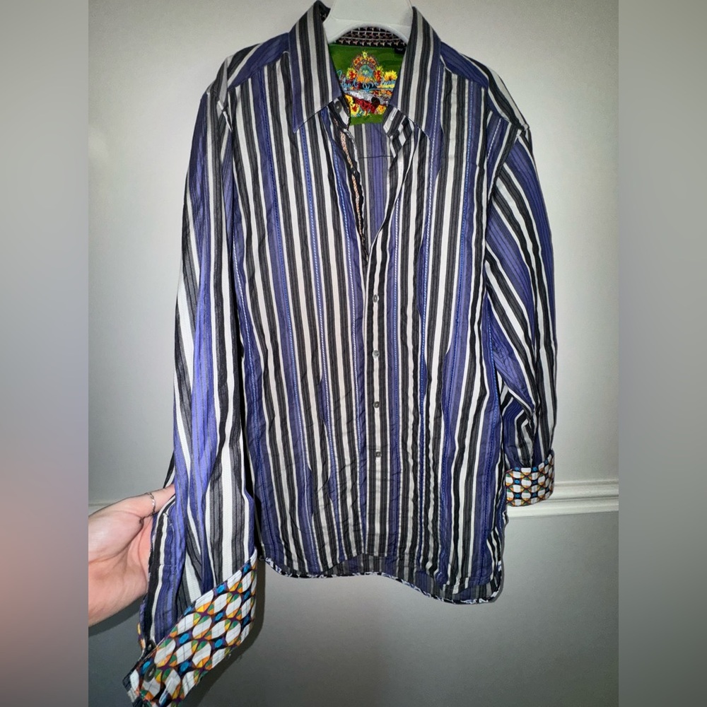 Men’s Robert Graham Patterned Button Down - image 1